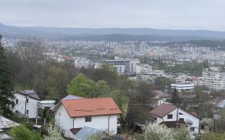 Vila de închiriat în Copou, Iași – ideală pentru sediu de firmă sau reședință - Poză 1