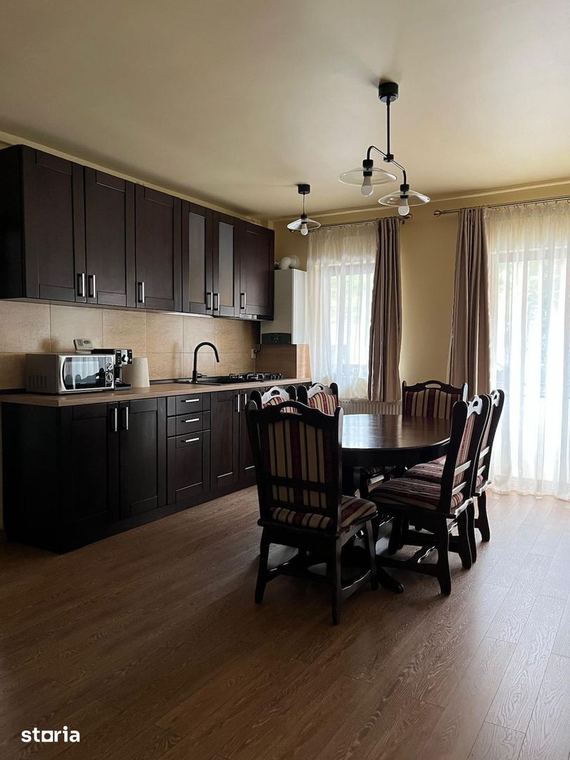 Apartament 3 camere, terasă, balcon închis, parcare - Poză 1