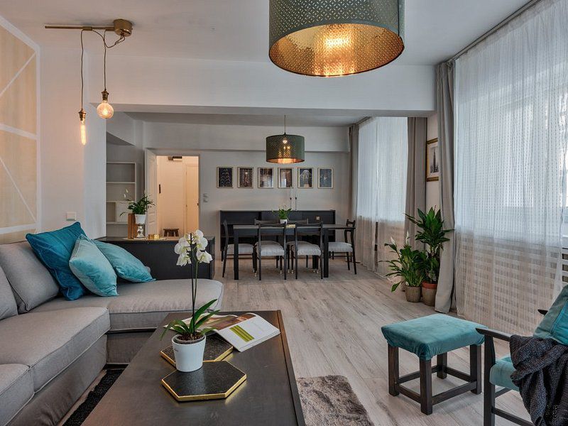 Apartament superb de 3 camere zona Universitate - Poză 12