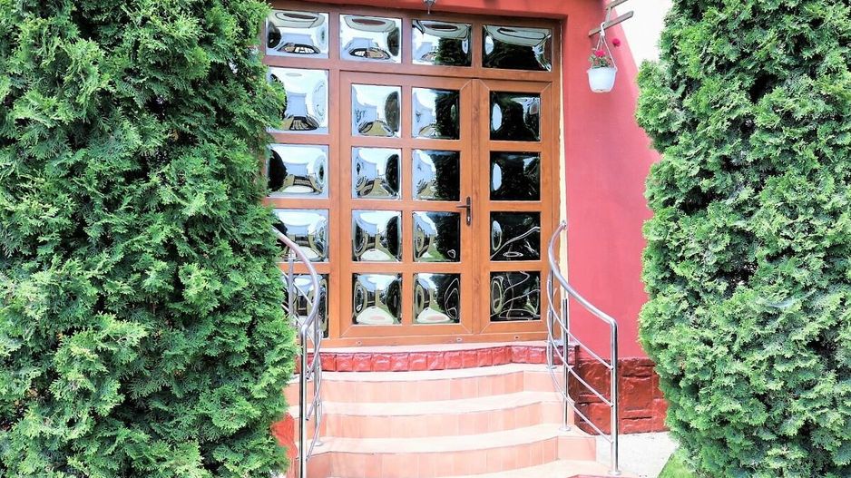 Mamaia Nord - Langa Mare, pensiune la cheie, 11 camere, 9 bai! - Poză 30