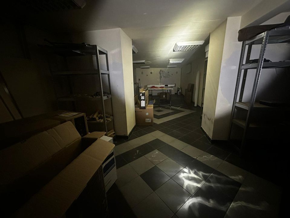 Oportunitate unica!Spatiu comercial parter+demisol, plus apartament la etaj - Poză 10