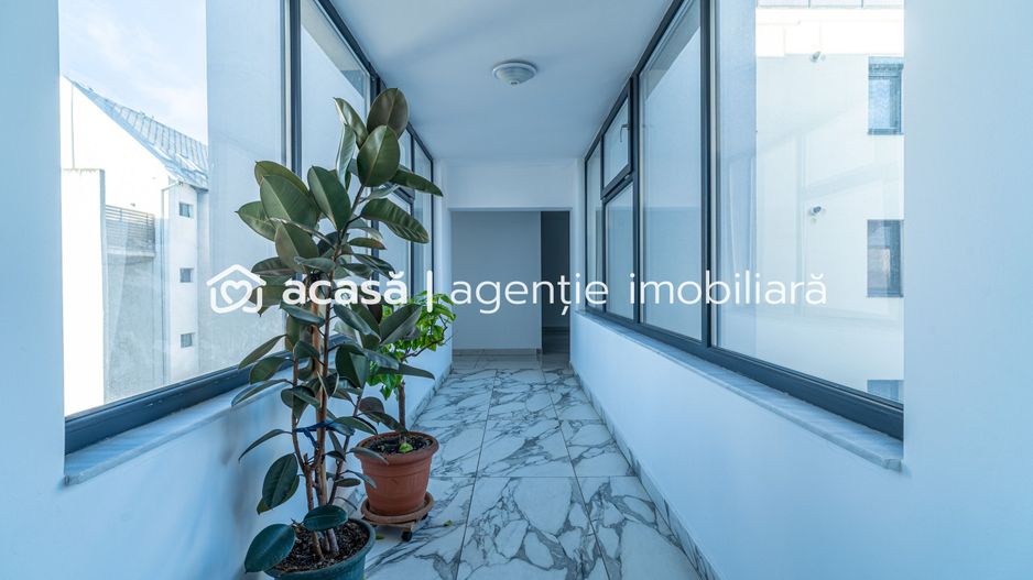 Apartament amenajat complet, ideal pentru familie sau investiție. - Poză 11