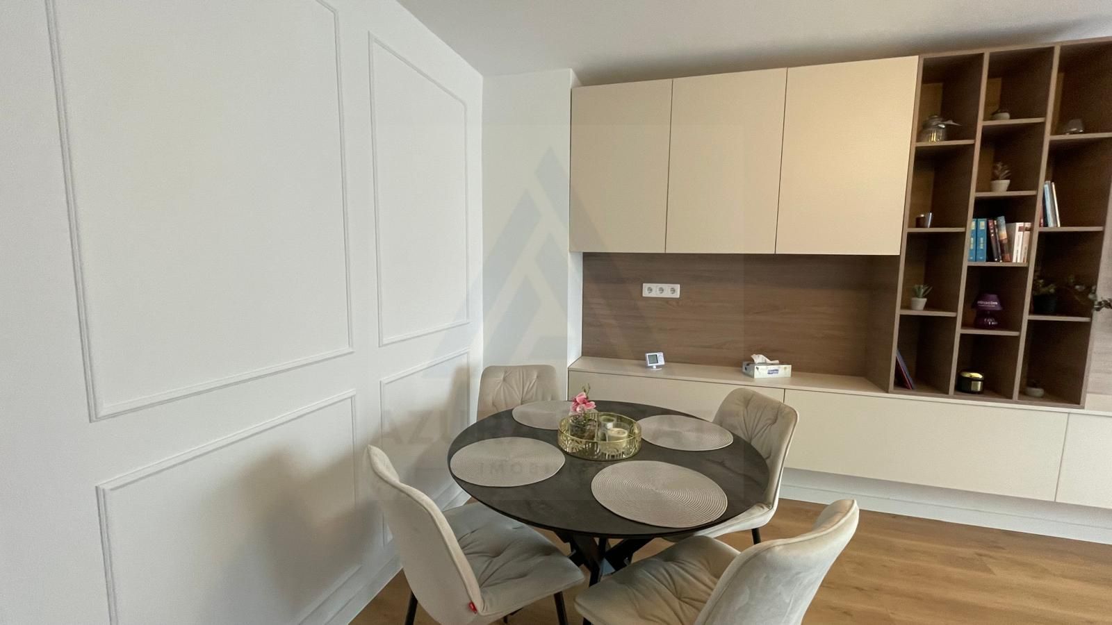 Apartament ultrafinisat 3 camere 2 bai 67 mp utili si boxa in Terezian - Poză 17