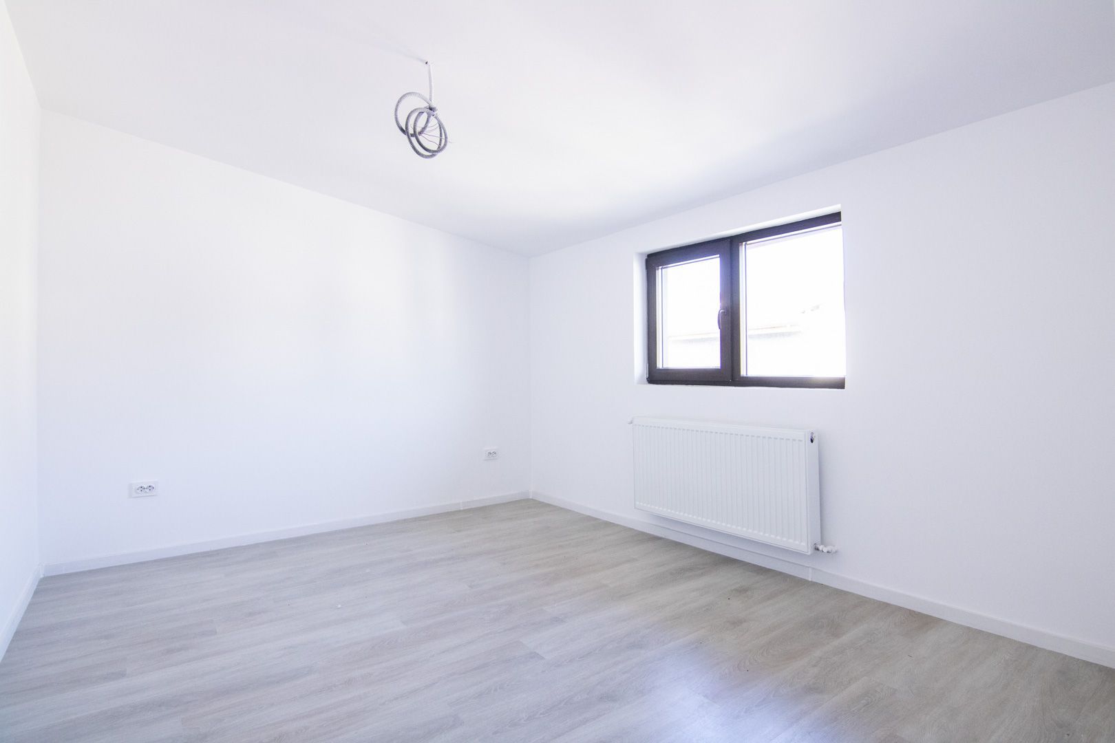 Casa insiruita, Celofibrei, an constr, 2021, Mutare imediata, 4 camere - Poză 8