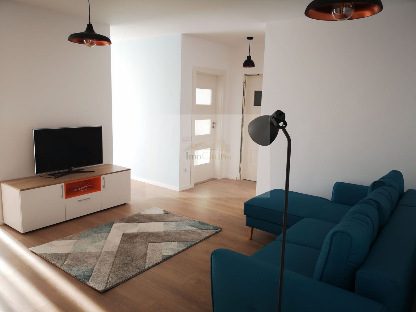 Închiriere ap. 2 camere, Central – NTT Data, P-ța M. Viteazul, parcare - Poză 3