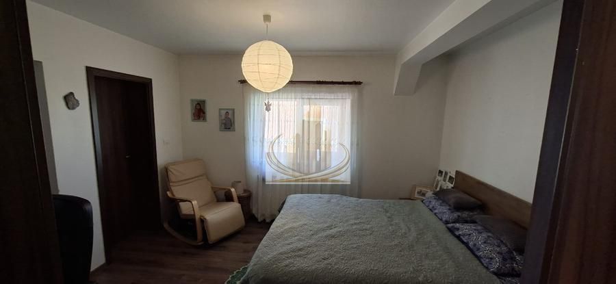 Casă individuală, 816 mp teren | Panouri fotovoltaice 6KW | Dumbravita - Poză 3