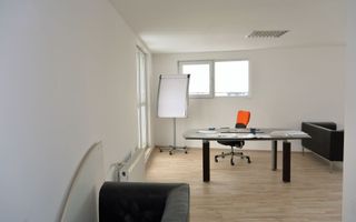 Cladire de birouri cu  spatii vitrate generoase in Zorilor. - Poză 14