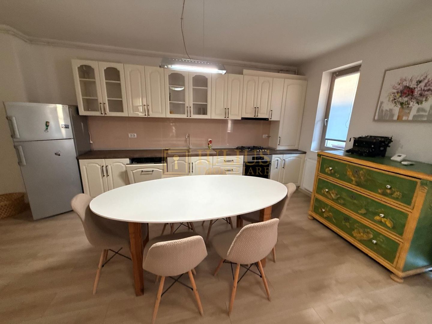3 camere-2 dormitoare| Giroc- ESO| loc de parcare| etaj 1| - Poză 7