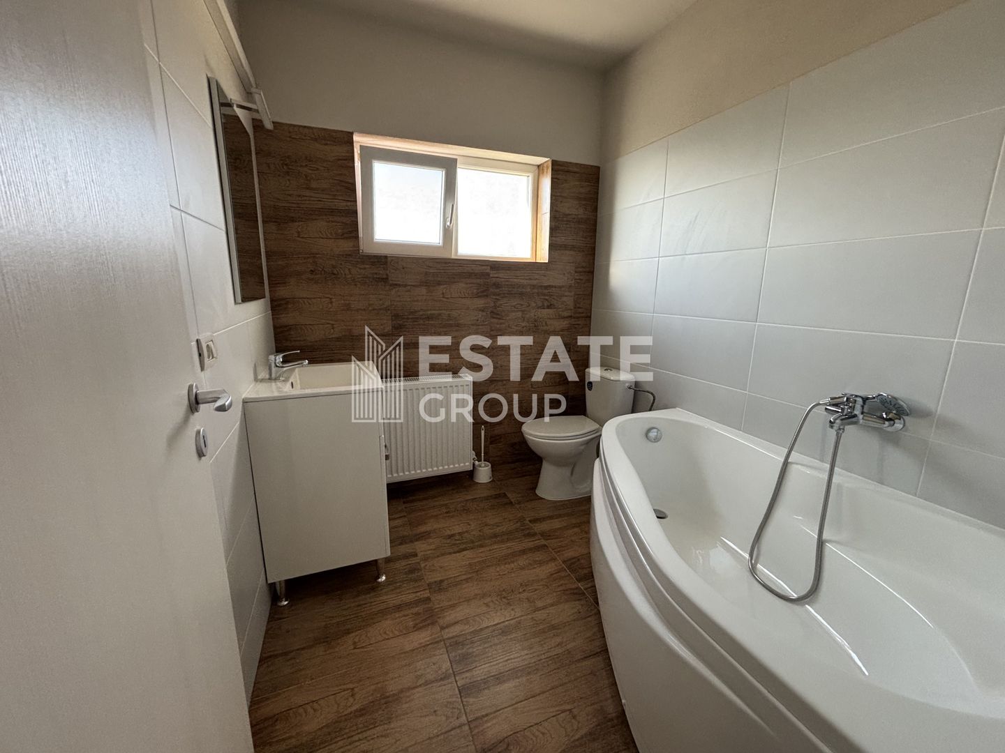Duplex cu 4 camere in Mosnita Noua - Poză 10