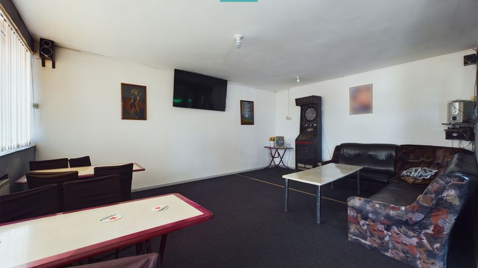 Casă cu multiple destinatii in Pârneava - Poză 7