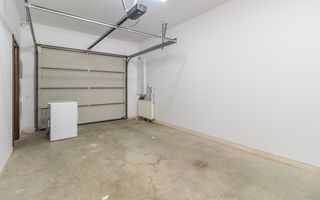 Vanzare - vila spatioasa cu gradina - Condominiu - Iancu Nicolae - Poză 29