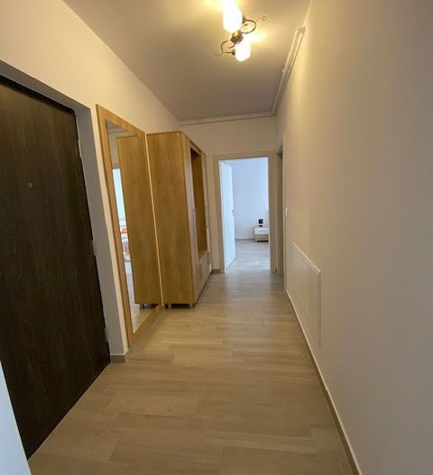 Apartament 2 camere la IRIS cu loc de parcare - Poză 11