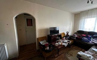 Apartament 3 camere P/4 - zona Tractorul Brasov - Poză 3