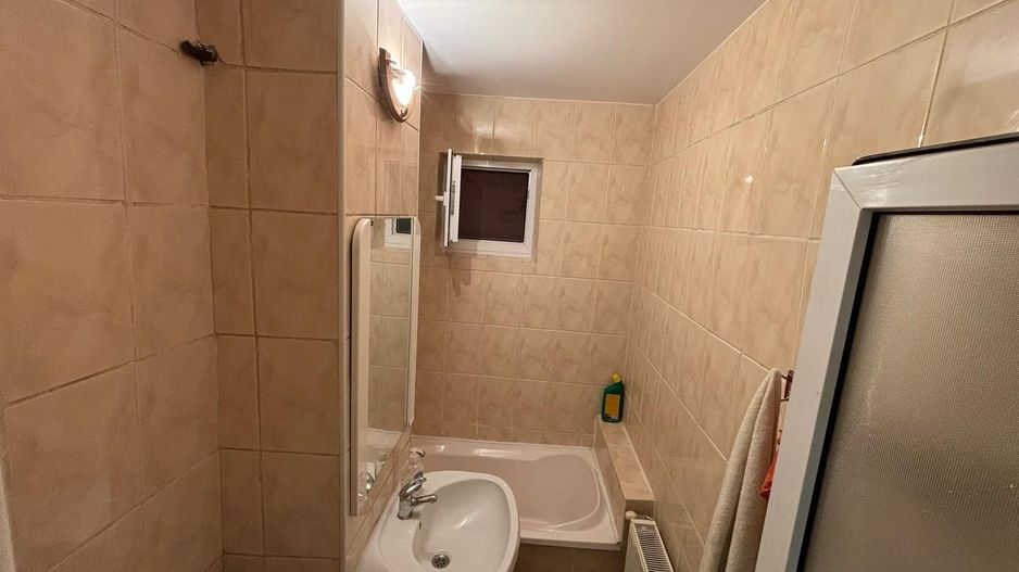 Apartament cu 3 camere de vânzare – Zărnești (Tohanu Vechi) - Poză 6
