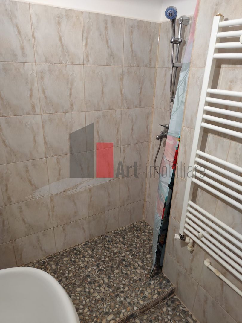 Apartament de vanzare cu 2 camere in zona Pajura. - Poză 34