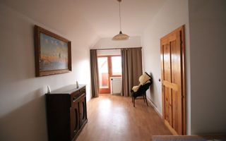 Vila cu 6 camere + 2 case + bazin inot+ 5.934 mp teren  com. Chichis - Poză 8