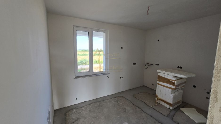 Martinesti, Duplex pe etaj, 3 Dorm, Buc separata,  Zona linistita. - Poză 6