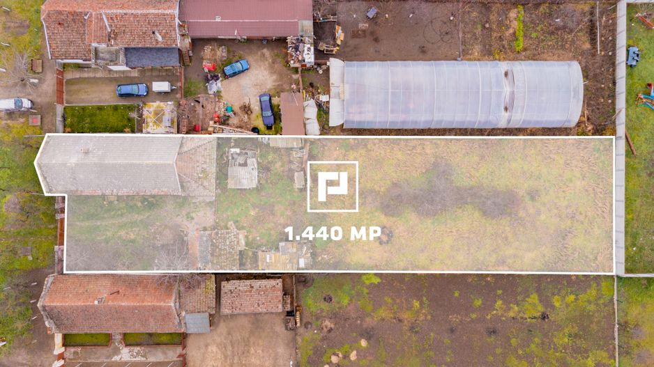 Casă bătrânească cu teren în Felnac - Poză 1