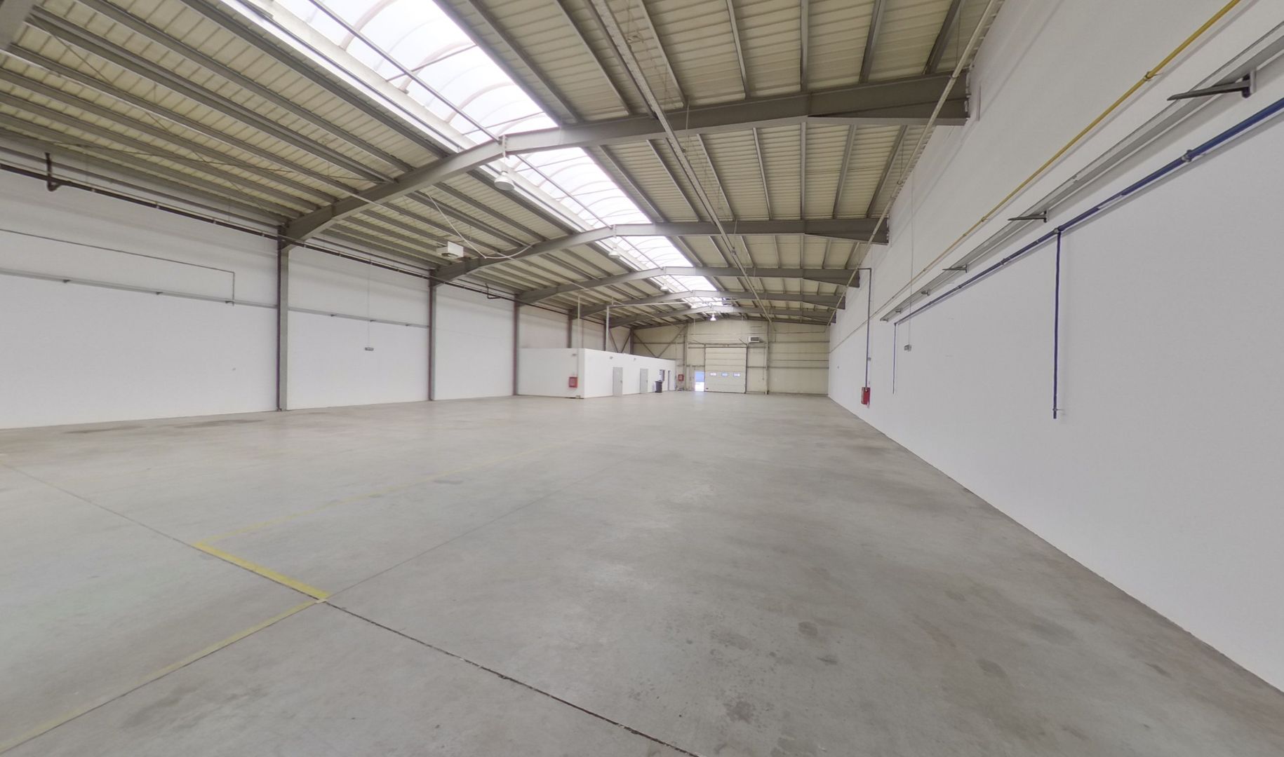 Hală industrială 856 mp la autostrada A1 - Poză 1