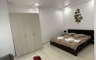 Casă cu 4 camere de vânzare | zona Ultracentrala - Poză 2