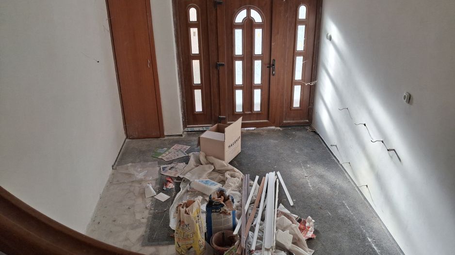 Casa RENOVATA partial 8 cam 6 ari 550mp garaj ANA IPATESCU. - Poză 25