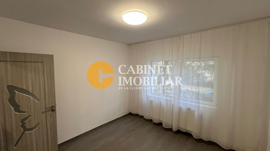 MIRCEA CEL BATRAN - 3 Camere Decomandat - 67 MP - Poză 1