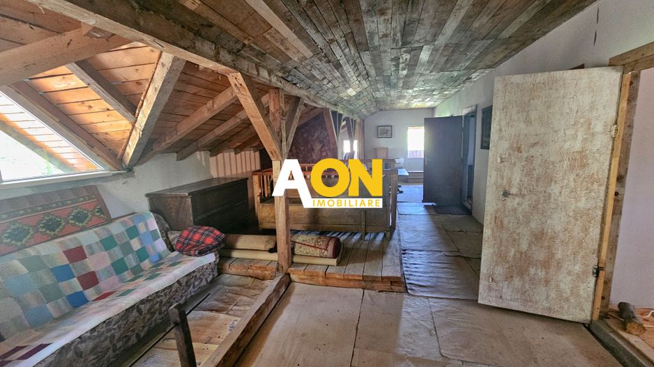 Casa tip cabana de vacanta, 5 camere, 2300 mp teren, zona Schit - Poză 17