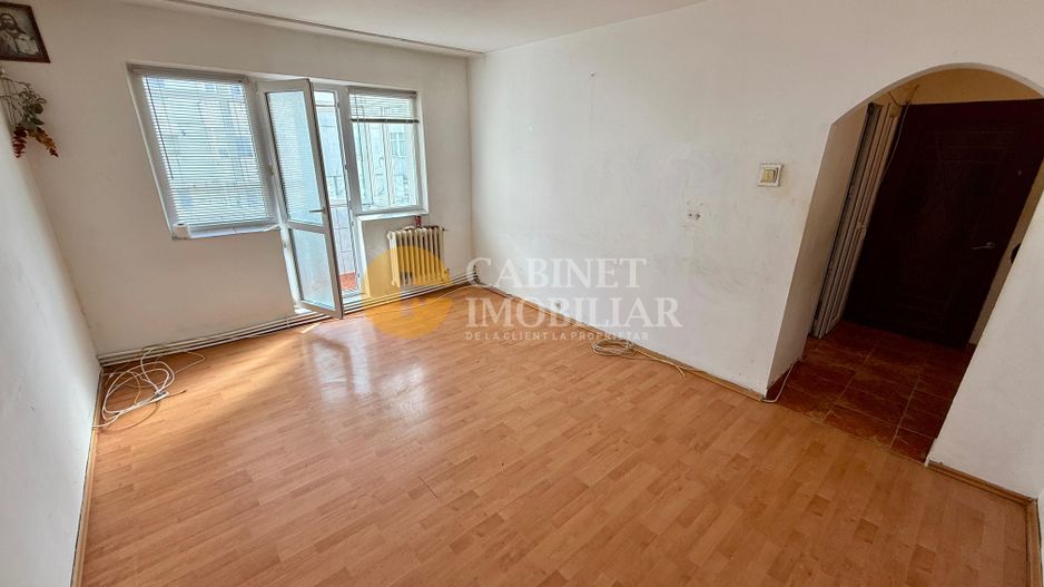Alexandru/Zimbru - Etaj Intermediar - Apartament cu 3 camere - Poză 2