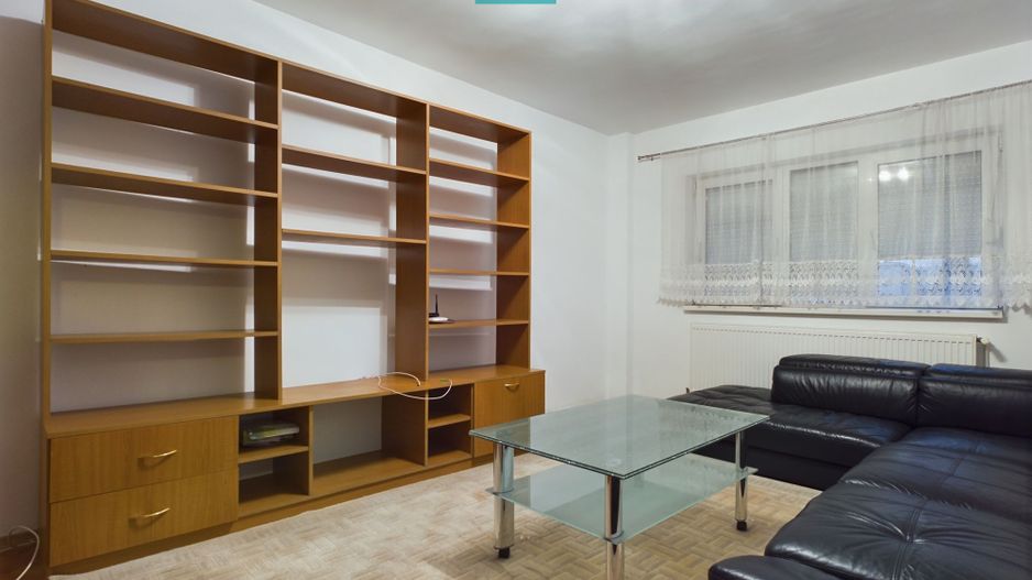 Apartament cu 3 camere de închiriat zona 300 - Poză 3