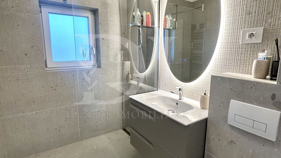 Apartament la cheie / etaj intermediar / Zona Vivo - Poză 13