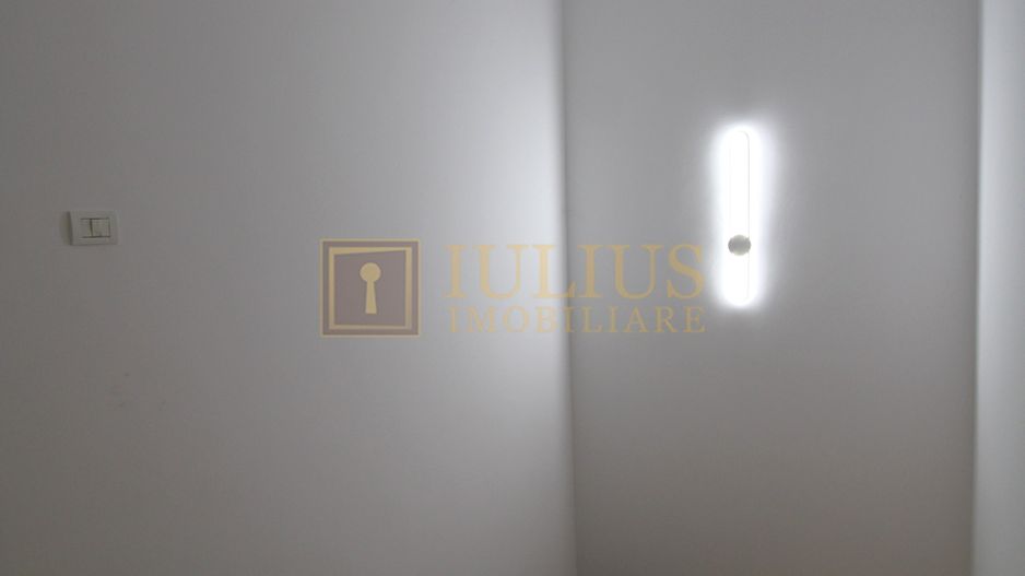 Casa in Ghiroda, 5 camere, 2 bai. - Poză 7