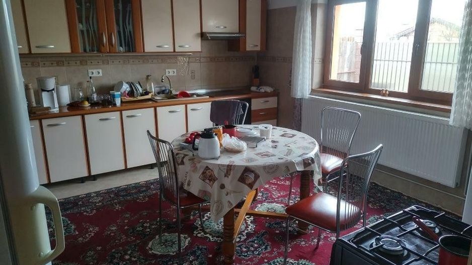 Casa de vanzare in Sanpetru cu 650mp teren - Poză 8