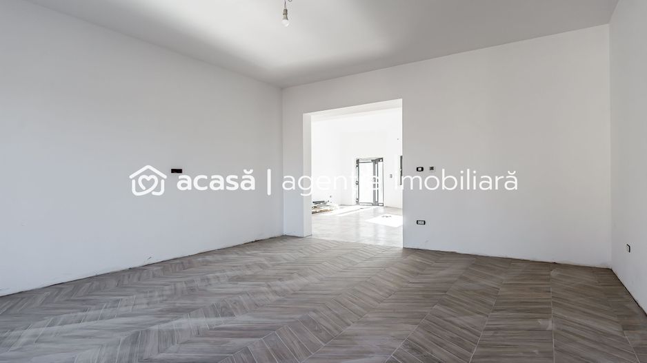 Vândut! Casă nouă cu teren generos Sânicolaul Mic - Poză 3