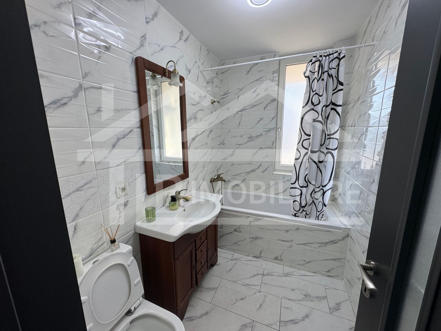 Apartament cu 2 camere, 56mp, Zona AMA Residence - Poză 9