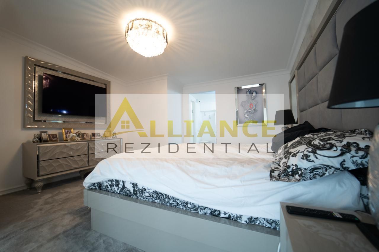 7 CAMERE | 265mp UTILI | SECTOR 4 + TERASA - Poză 4