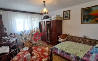 VANZARE GARSONIERA ULTRACENTRALA | ETAJ 4 | 28 MP + BALCON - Poză 1