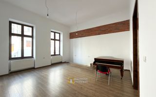 Spațiu Ultracentral de Închiriat – 110 mp – Arad - Poză 2