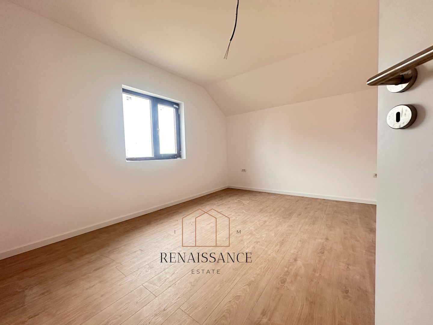 Bucovat Casa Individuala P+M+Pod 4 Camere 2 Bai | 500mp Teren - Poză 13