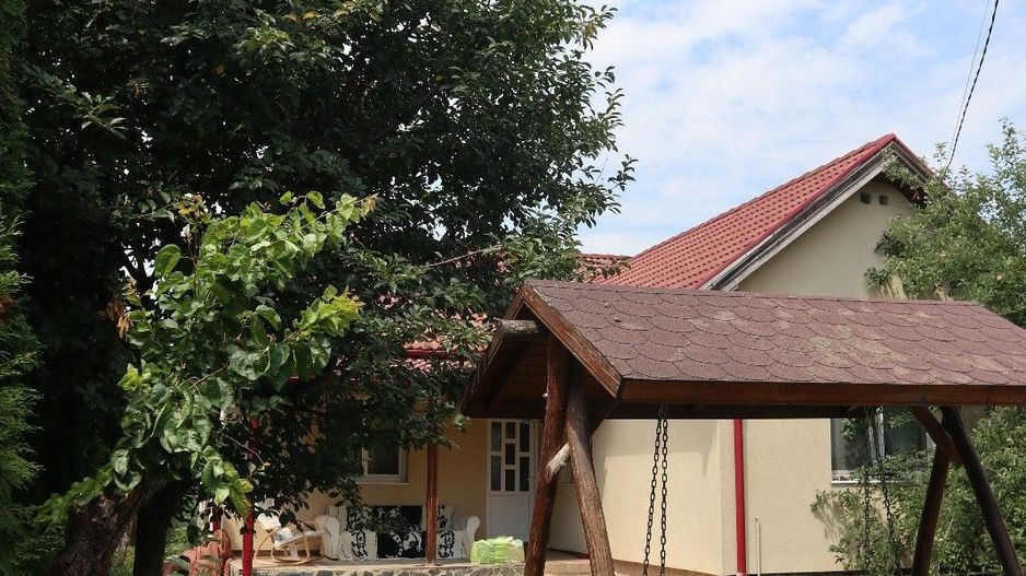 P 1151 Casă cu 4 camere în Sâncraiu de Mureș, jud. Mureș - Poză 3