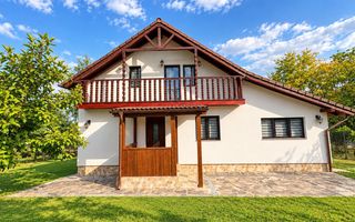 Casă 6 camere de vânzare | Sadu, Tocile | 160 mp | 1.500 mp - Poză 1