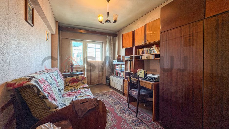 4 camere decomandate, etaj intermediar Piata Ion Mester - Poză 4