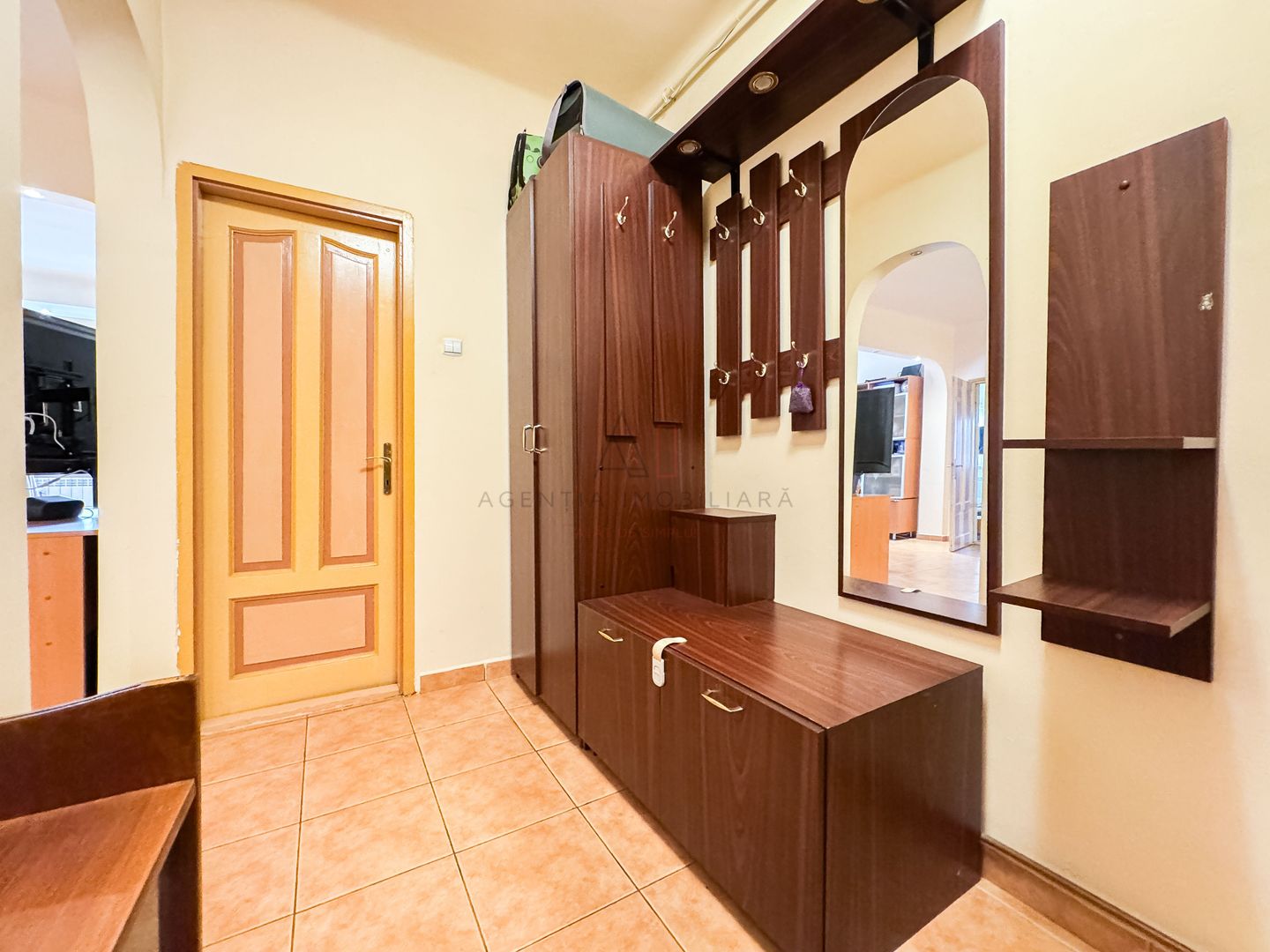 Ap 2 Camere /66 mp / 2 bai/Dacia/ Toamnei 120.000 E - Poză 7