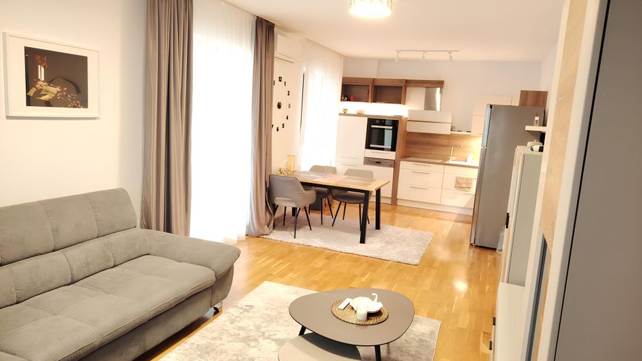 Apartament modern 3 camere Luxuria Residence I Loc de parcare inclus - Poză 6