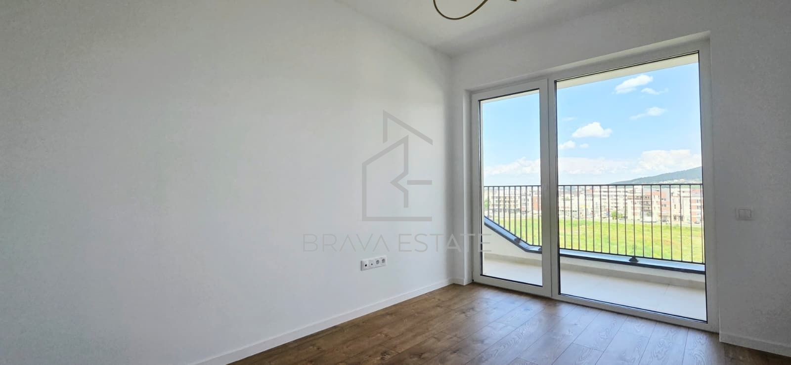 Apartament 47mp, 2 camere, parcare subterană, zona Eroilor, Floresti - Poză 5