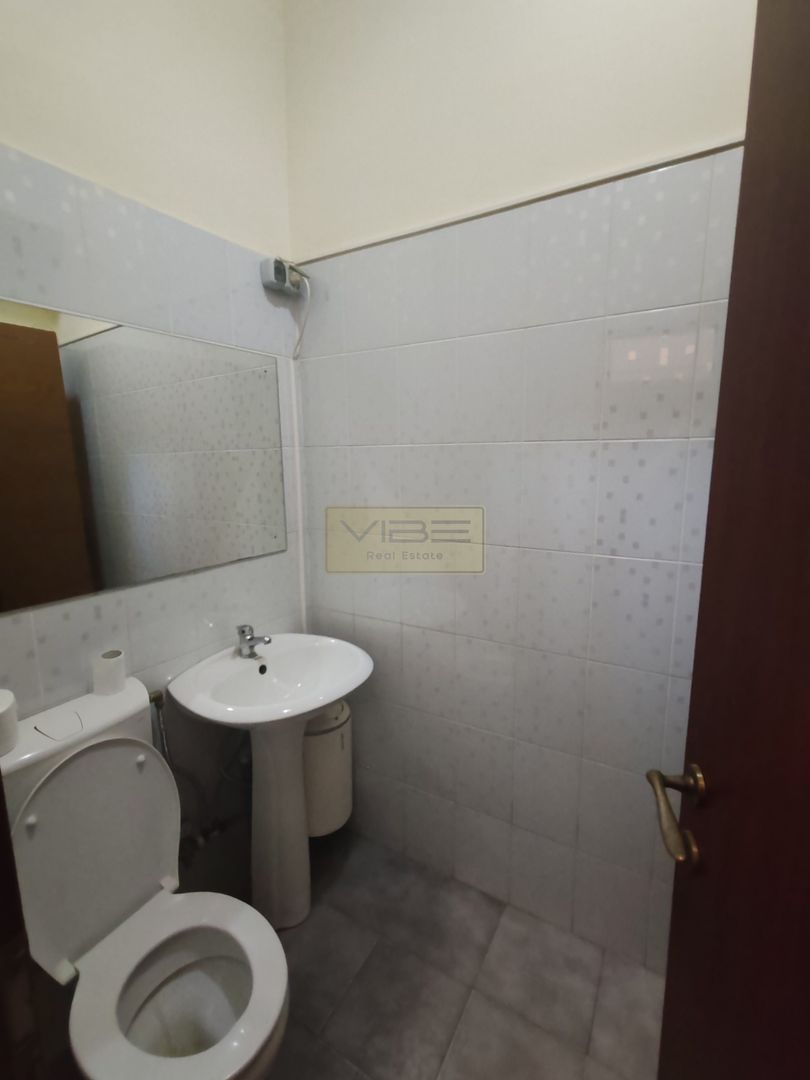 Spațiu comercial Parter - Amenajat! 1500 euro/mp !!!! - Poză 4