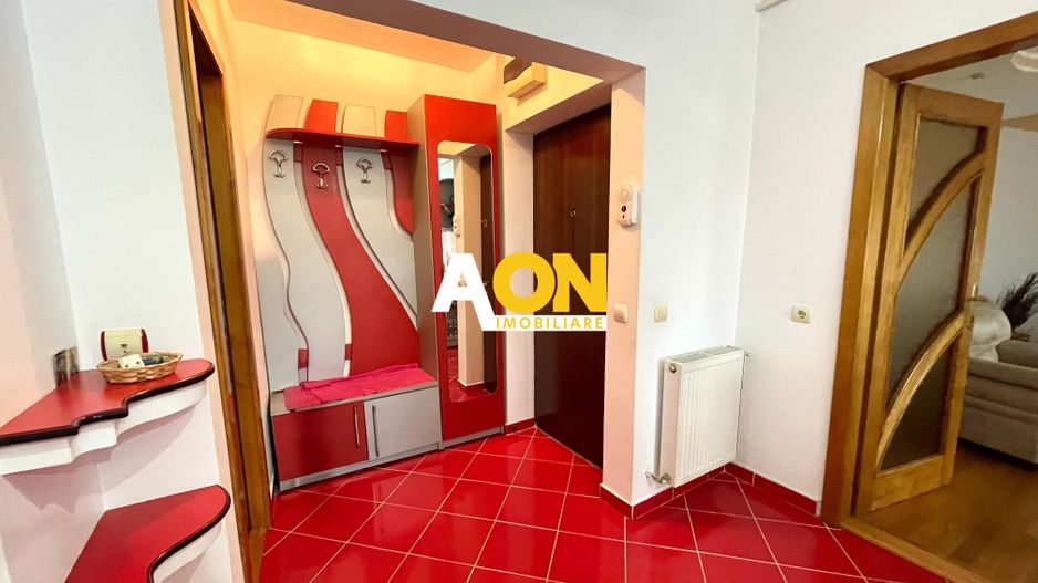 Apartament cu 3 camere, 2 bai, loc de parcare, boxa, zona Liceul Sport - Poză 13