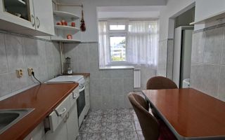 Inchiriere apartament 4 camere, Tiglina 2, 80 mp, 450 EURO/Luna - Poză 3