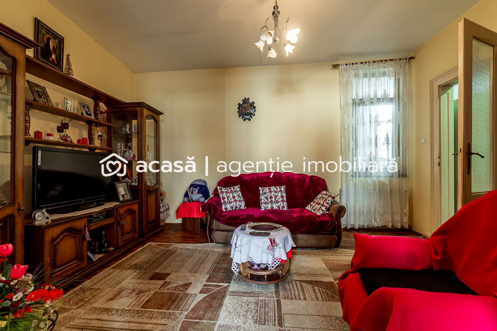 Apartament cu 3 Camere la Casă pe Strada I.L. Caragiale, Arad - Poză 3