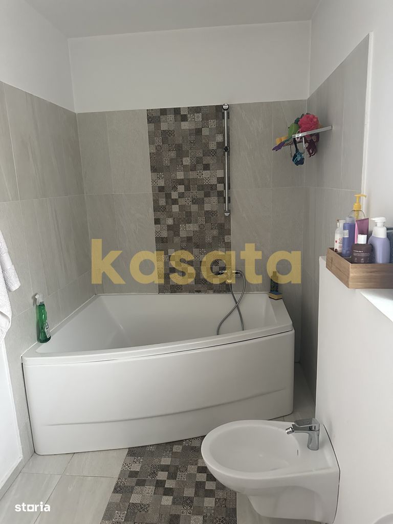 Oportunitate! Casă spațioasă 5 camere în Bucureștii Noi - Poză 12