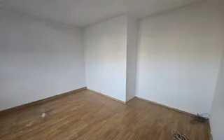 Casă spațioasă - Varianta Prundu Craiovei - Poză 13
